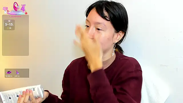 lizzy davis 1 online show from 04-18-26, 04:05