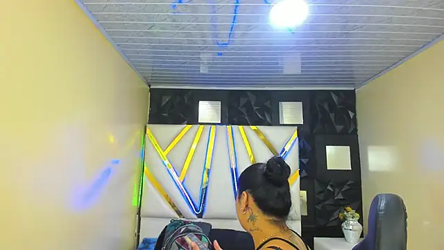 NikolPervertUnlimit online show from 04-10-26, 10:36