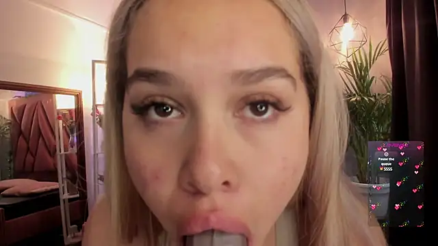 Haelycute online show from 03-04-25, 11:29