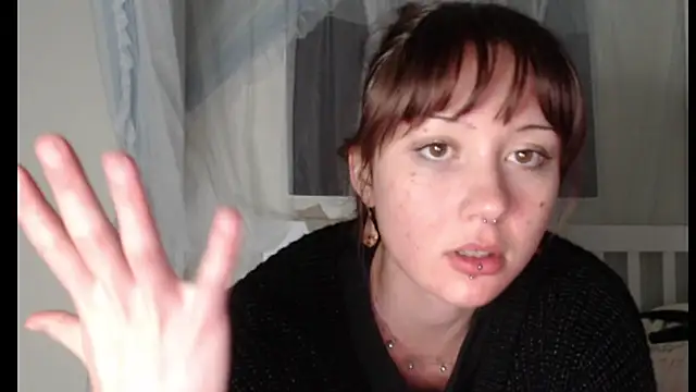 Snapshot of fern4ever chatting on 03-09-25, 06:39 fern4ever online show from 03-09-25, 06:39