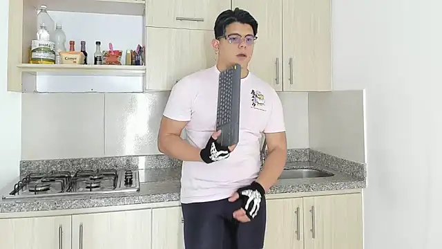 Snapshot of Siul_bigboy chatting on 03-22-25, 10:59 Siul bigboy online show from 03-22-25, 10:59