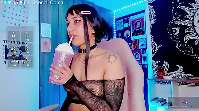 Snapshot of melissahowl chatting on 01-06-25, 10:15 melissahowl online show from 01-06-25, 10:15