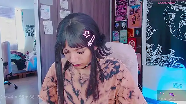 Snapshot of melissahowl chatting on 09-25-25, 03:16 melissahowl online show from 09-25-25, 03:16