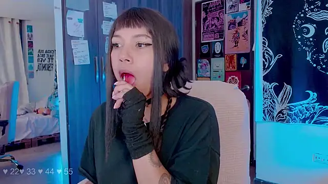 Snapshot of melissahowl chatting on 10-08-25, 01:03 melissahowl online show from 10-08-25, 01:03