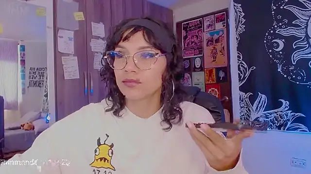 Snapshot of melissahowl chatting on 10-14-25, 04:19 melissahowl online show from 10-14-25, 04:19