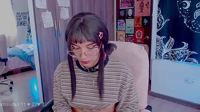 Snapshot of melissahowl chatting on 10-23-25, 09:46 melissahowl online show from 10-23-25, 09:46