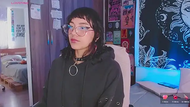 Snapshot of melissahowl chatting on 11-06-25, 04:30 melissahowl online show from 11-06-25, 04:30