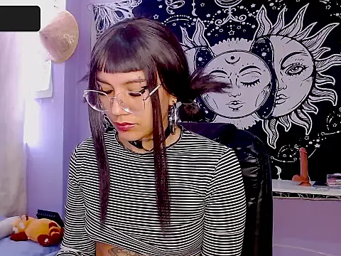 melissahowl online show from 07-19-26, 03:49