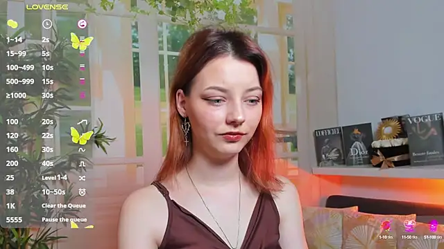 Snapshot of pretty_little_thing chatting on 03-10-25, 10:02 pretty little thing online show from 03-10-25, 10:02