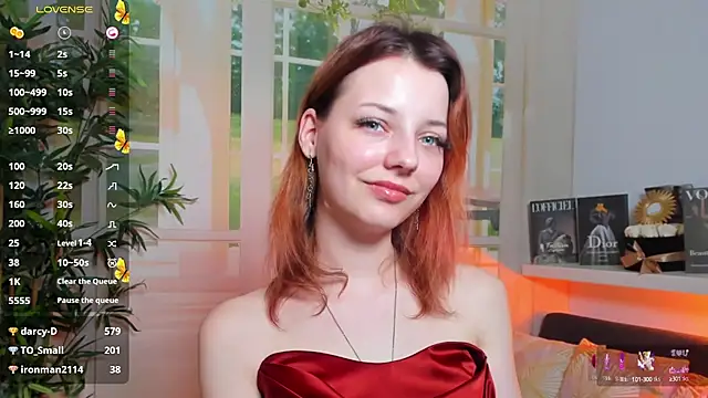 pretty little thing online show from 03-15-25, 01:30