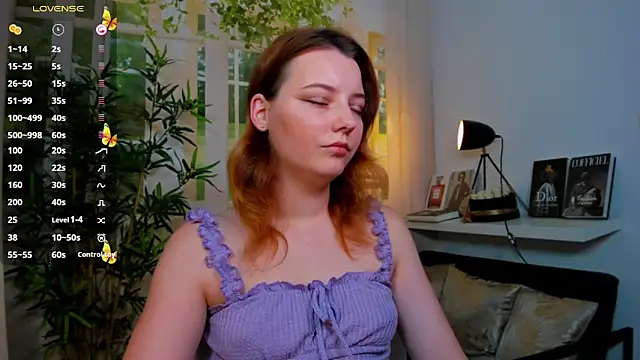 Snapshot of pretty_little_thing chatting on 11-20-25, 04:07 pretty little thing online show from 11-20-25, 04:07