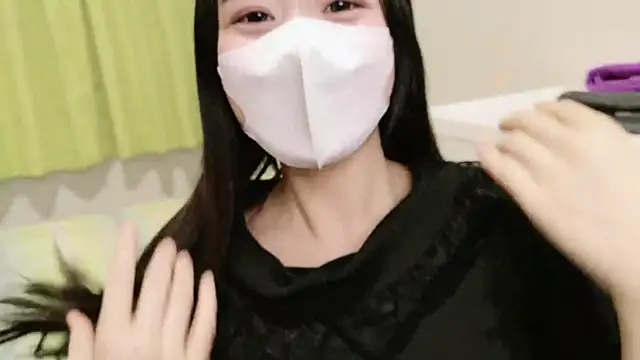 Snapshot of Mia--meow chatting on 01-28-25, 12:54 Mia--meow online show from 01-28-25, 12:54