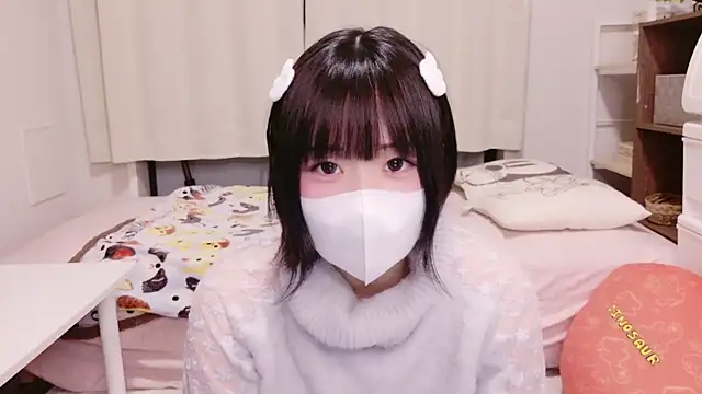 Snapshot of Mia--meow chatting on 02-20-25, 12:25 Mia--meow online show from 02-20-25, 12:25