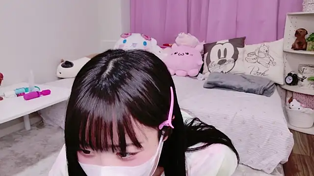 Snapshot of Mia--meow chatting on 03-12-25, 12:04 Mia--meow online show from 03-12-25, 12:04