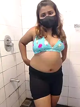 Snapshot of Sexy--queen1 chatting on 01-22-25, 01:11 Sexy--queen1 online show from 01-22-25, 01:11