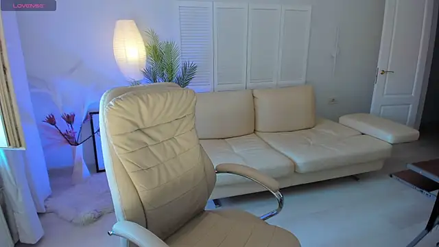 Daniela Kitty  online show from 06-05-26, 07:14