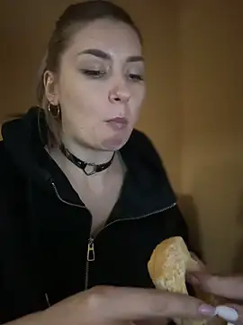 Crazy-Rosa online show from 01-12-25, 03:57