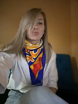 Crazy-Rosa online show from 02-10-25, 05:52