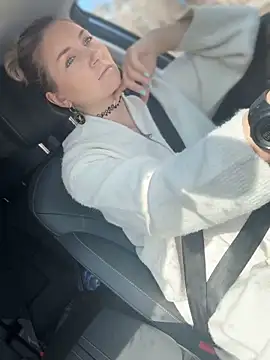 Crazy-Rosa online show from 03-11-26, 06:19