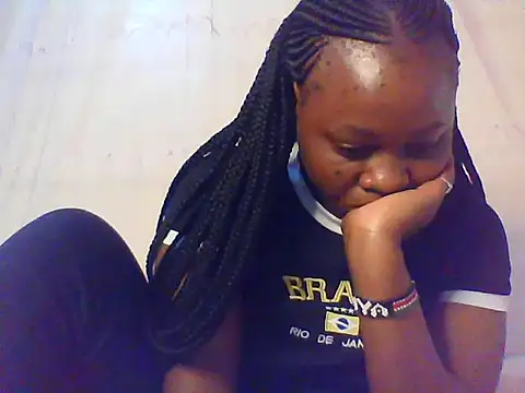 EBONYVANILLA02 online show from 10-17-25, 01:20