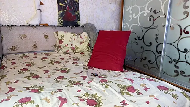 Snapshot of Stick_Twlx chatting on 10-07-25, 08:55 Stick Twlx online show from 10-07-25, 08:55