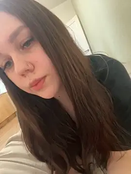 Marylallka5 online show from 10-17-25, 06:05