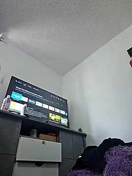 valery mora online show from 01-13-25, 04:08