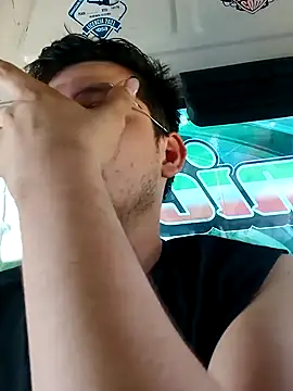  Ottis  online show from 01-24-25, 04:28