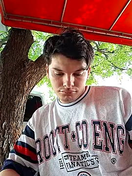  Ottis  online show from 10-15-25, 07:36