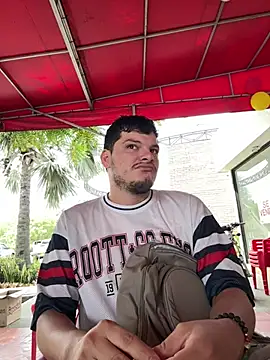  Ottis  online show from 04-10-26, 02:33