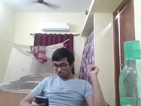 THE NAKED BOY online show from 02-05-26, 04:33