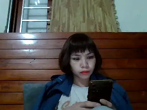 Angela-Eira online show from 03-05-25, 08:53