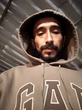 Snapshot of weedmanhot28 chatting on 11-04-25, 01:27 weedmanhot28 online show from 11-04-25, 01:27