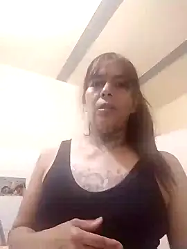 Snapshot of Dakary_hot chatting on 01-22-25, 11:10 Dakary hot online show from 01-22-25, 11:10