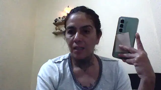 Snapshot of Dakary_hot chatting on 09-23-25, 01:30 Dakary hot online show from 09-23-25, 01:30