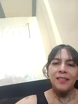 Snapshot of Dakary_hot chatting on 11-21-25, 09:13 Dakary hot online show from 11-21-25, 09:13