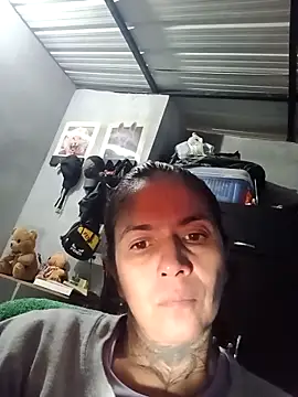 Snapshot of Dakary_hot chatting on 02-06-26, 10:13 Dakary hot online show from 02-06-26, 10:13