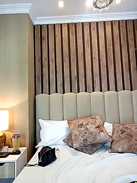 MonicaMoret online show from 03-01-25, 03:38