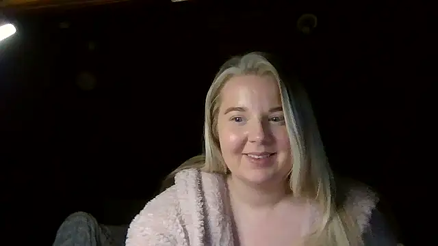 Snapshot of Jessica69G chatting on 11-25-25, 10:54 Jessica69G online show from 11-25-25, 10:54