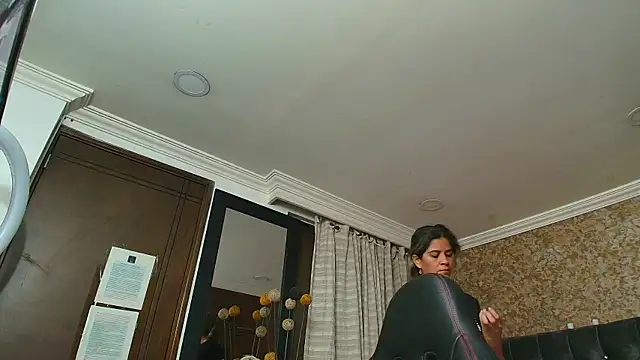 stella xue online show from 09-18-25, 08:11