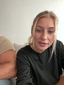 belle98 online show from 10-17-25, 01:35