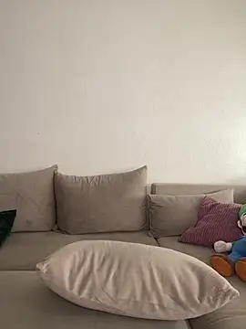 Snapshot of belle98 chatting on 04-27-26, 02:59 belle98 online show from 04-27-26, 02:59