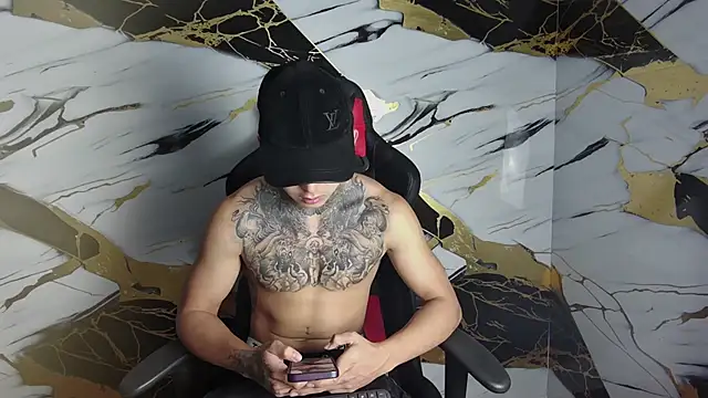 Snapshot of Kevin22_222 chatting on 02-02-25, 03:10 Kevin22 222 online show from 02-02-25, 03:10