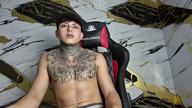 Snapshot of Kevin22_222 chatting on 02-03-25, 05:07 Kevin22 222 online show from 02-03-25, 05:07