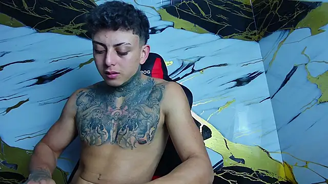 Snapshot of Kevin22_222 chatting on 02-11-25, 06:08 Kevin22 222 online show from 02-11-25, 06:08