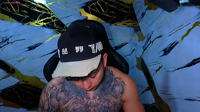 Kevin22 222 online show from 04-23-26, 01:51