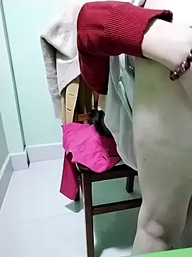 Luxcute286 online show from 02-22-25, 09:12