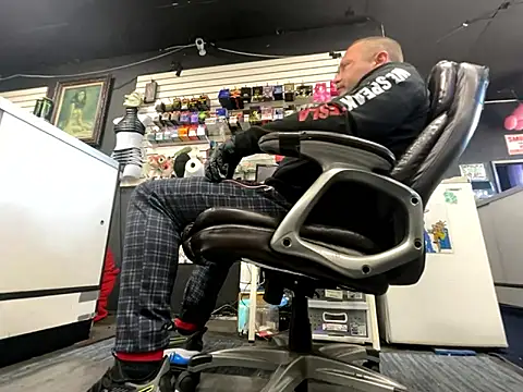 RawRyder8 online show from 11-06-25, 09:48