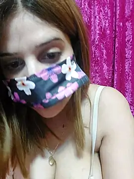 LoNa-daloua online show from 04-15-26, 10:43