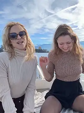 Snapshot of missdaisydiamond777 chatting on 11-05-25, 11:54 missdaisydiamond777 online show from 11-05-25, 11:54